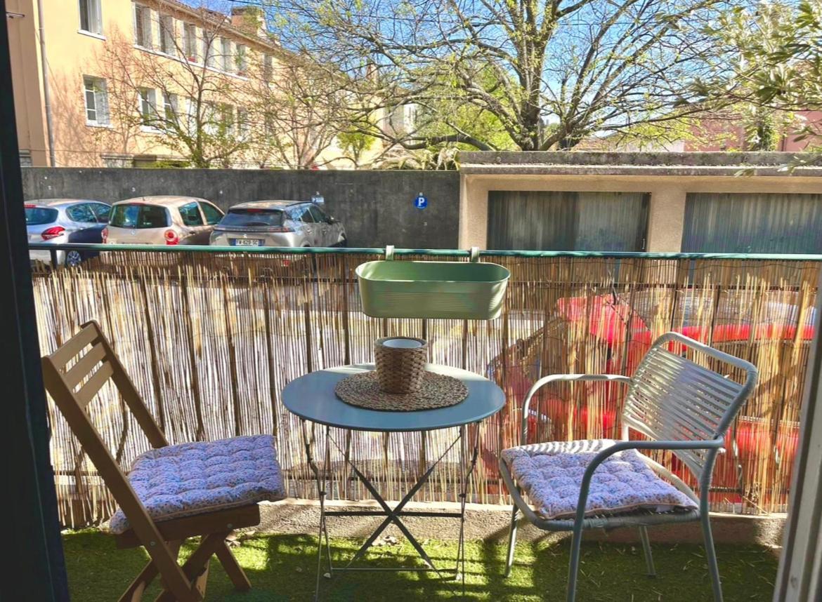 אקס-אן-פרובאנס Bel Appartement Lumineux Et Calme A 10Min A Pied Du Centre Aix Avec Parking Et Air Conditionne מראה חיצוני תמונה