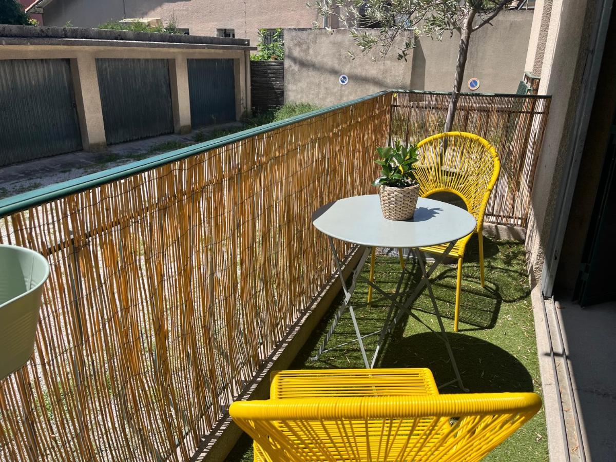 אקס-אן-פרובאנס Bel Appartement Lumineux Et Calme A 10Min A Pied Du Centre Aix Avec Parking Et Air Conditionne מראה חיצוני תמונה